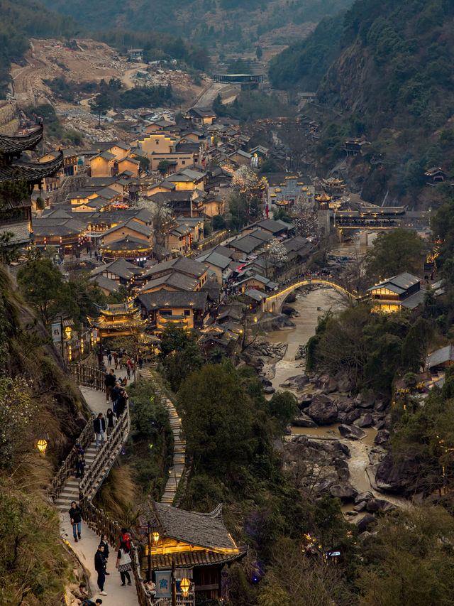 หุบเขาเทวดา สถานที่ท่องเที่ยวระดับ 4A อายุ 2,000ปี