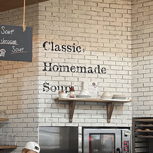 可愛い形の塩パンが食べれるカフェ"beton"🥐✨