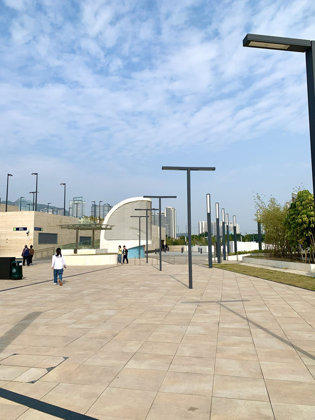 マカオ　マカオ観光　出来たばかりのマカオLRT Barra 駅(媽閣)は綺麗で良かったぞ！