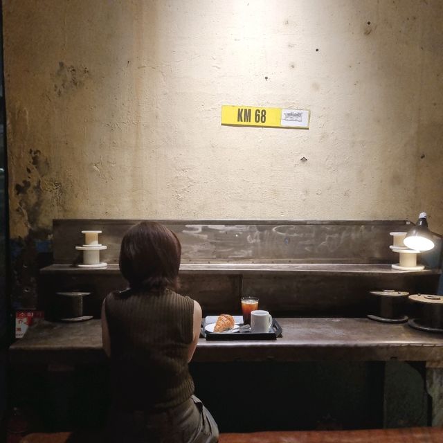 맛집, 카페, 도서관까지 이용가능한 복합문화공간, F1963!