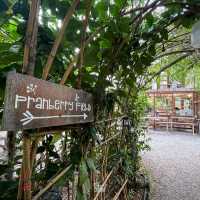 ปราณบุรีก็มีคาเฟ่บรรยากาศดีไม่แพ้ที่อื่นเหมือนกัน