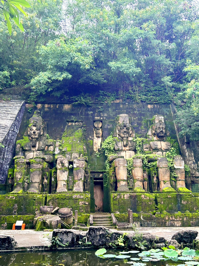 Discovering Natural Wonders at Windows of the World, Shenzhen