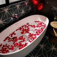 **🌟 Discover Elegance at a Boutique Hotel in Singapore 🇸🇬**