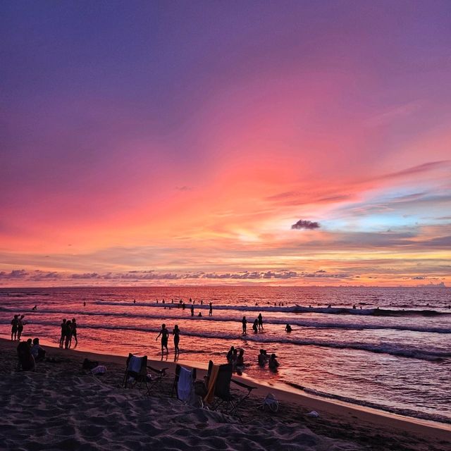 Beach magic tricks (San Juan, La Union)