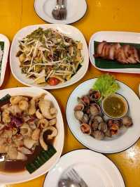 ออนซอนเด ร้านอาหารอีสานสุดแซ่บย่านอนุสาวรีย์ชัยฯ