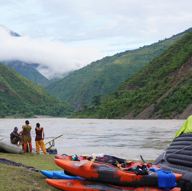 A Himalayan Rafting Expedition