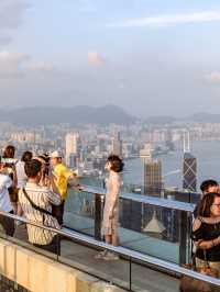 จุดชมวิวฮ่องกงหลักล้าน บนยอดเขา Victoria Peak