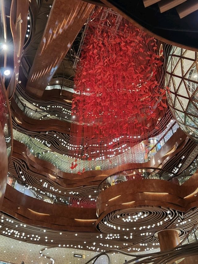 스타의 거리를 걷다가 쉴 수 있는 복합문화쇼핑센터, K11 MUSEA 