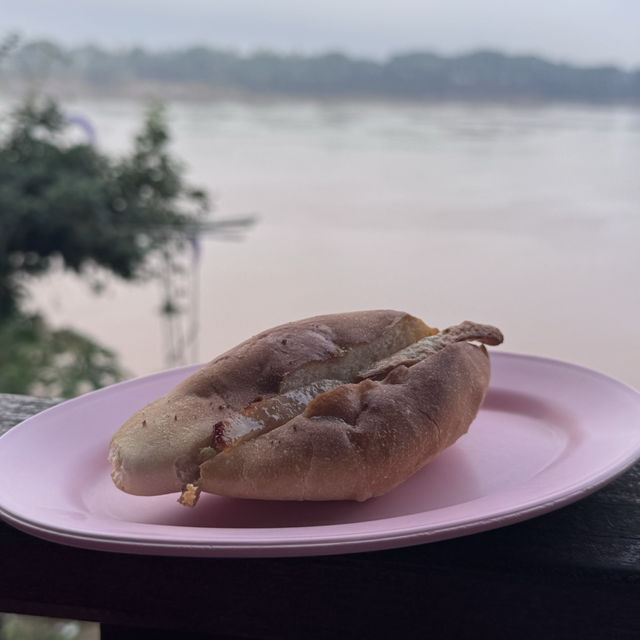 🌤️วิวริมแม่น้ำโขงยามเช้า l เชียงคาน