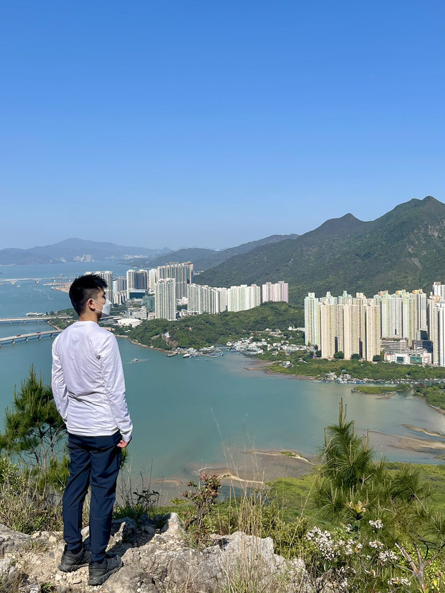 昂坪棧道-飽覧東涌灣和香港國際機場美景，更可近距離與纜車打咭