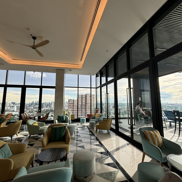 ［The Quarter Ari by UHG］超美高層游泳池及餐廳，位於Ari 的時尚、舒適酒店👍🏻