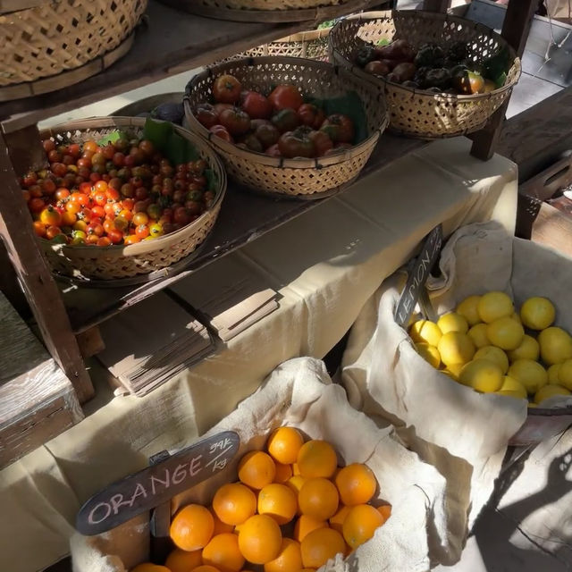 La Brisa market