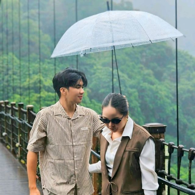 Wulai Suspension Bridge ☔️