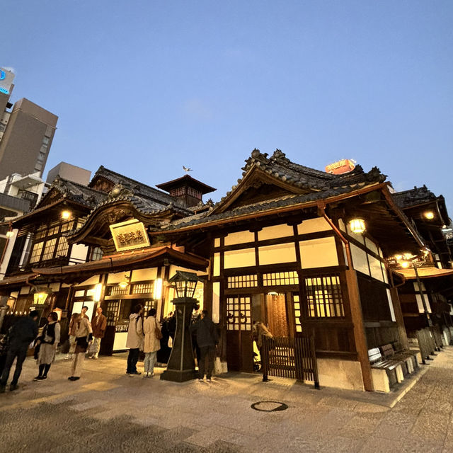 🇯🇵【愛媛県】日本最古の温泉♨️道後温泉本館へ行こう！！！(^^)