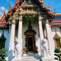 泰國曼谷著名歷史古跡皇家寺廟景點Wat Amarinthraram Worawihan，適合打卡拍照📸冥想