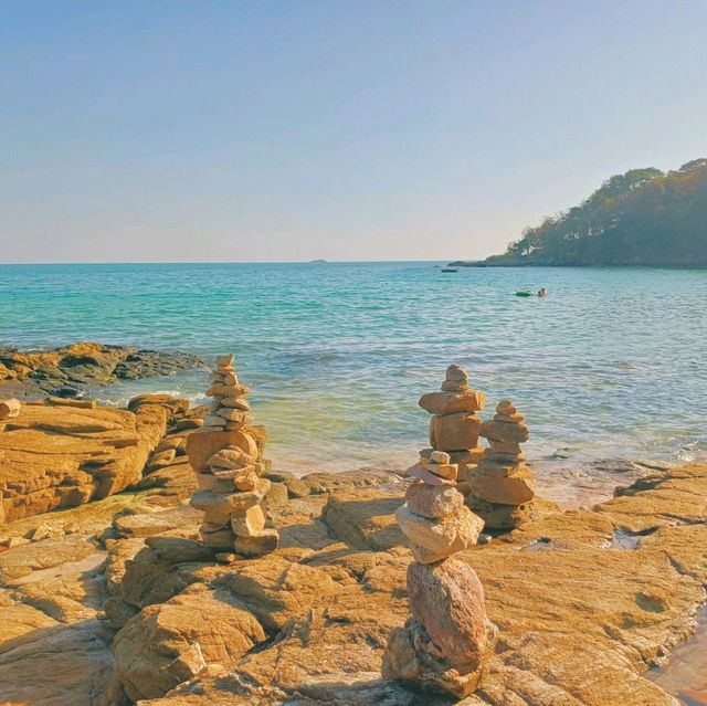 泰國沙美島最大的海灘景點:鑽石海灘。適合休閒娛樂游泳拍照📸