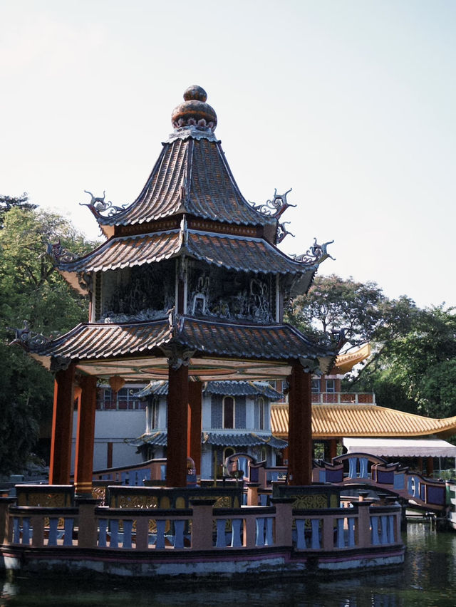 Haw Par Villa: A Whimsical Journey Through Chinese Folklore and Mythology 