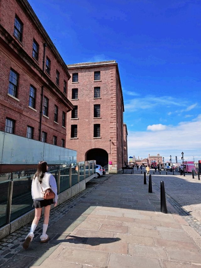 Albert Dock Landmark ของเมือง Liverpool ⛴️