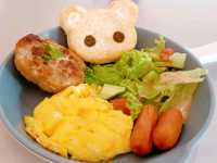 Discover Best Dining with Kid friendly Playground cafe at Nusajaya 