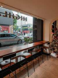 Highlands Coffee Nguyen Hue