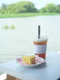ปล่อยใจกับคาเฟ่ริมน้ำ Simple plan x River