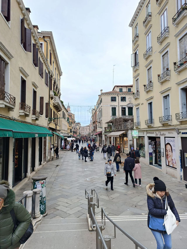 24 Hours in Venice: Canals, Cafés, and Classic Views