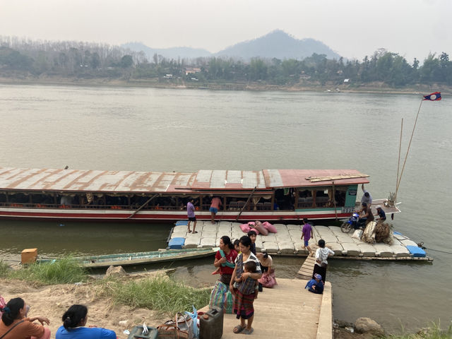 🇱🇦 世界遺産都市まで一泊2日の舟旅in Laos