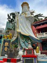 Tin Hau and Kwun Yum Statues