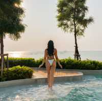 ควงแฟนไปดินเนอร์หาดส่วนตัวที่ S.Sriracha hotel