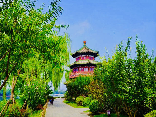 Discover Old Beijing's Charm: Back Lakes