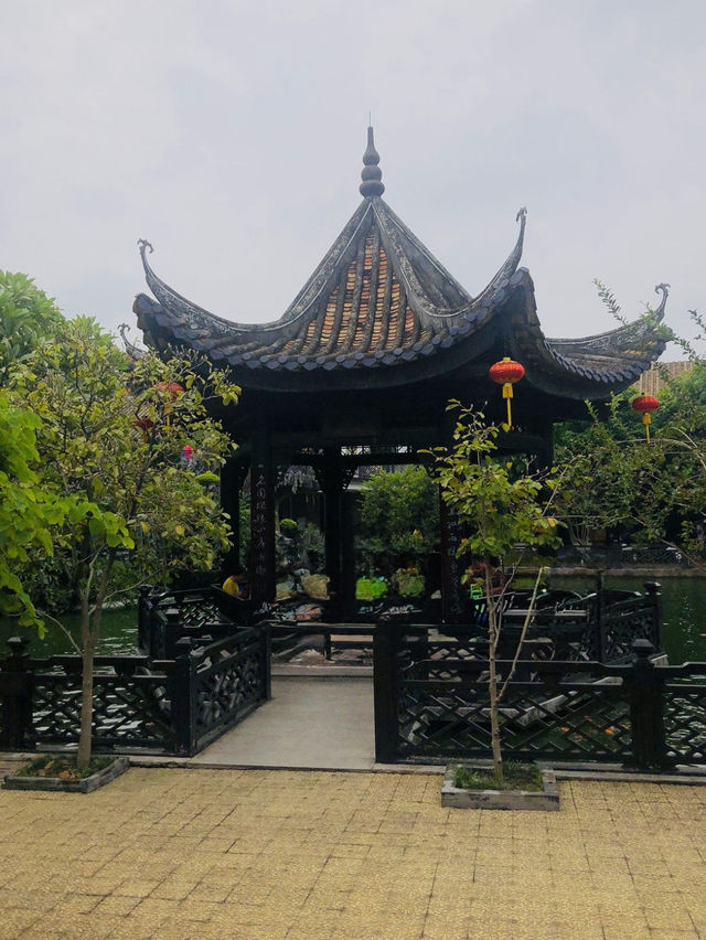 Yuyin Shan Fang: A Haven of Tranquility