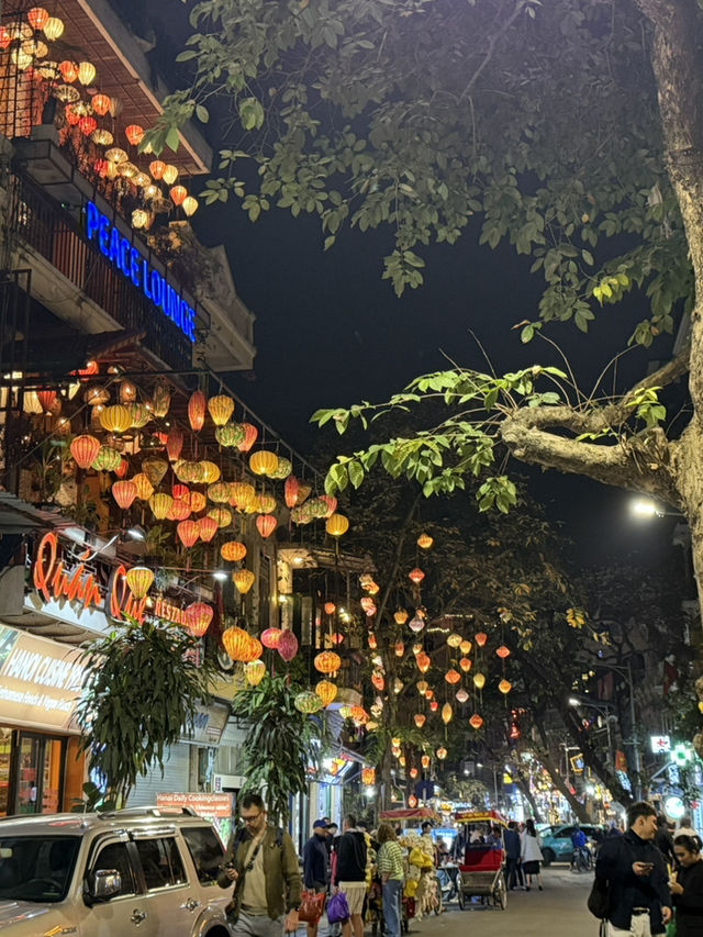 《環劍湖與三十六行街：河內老城區的時光摺疊術》