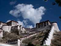Potala Palace: The Majestic Jewel of the Tibetan Highlands
