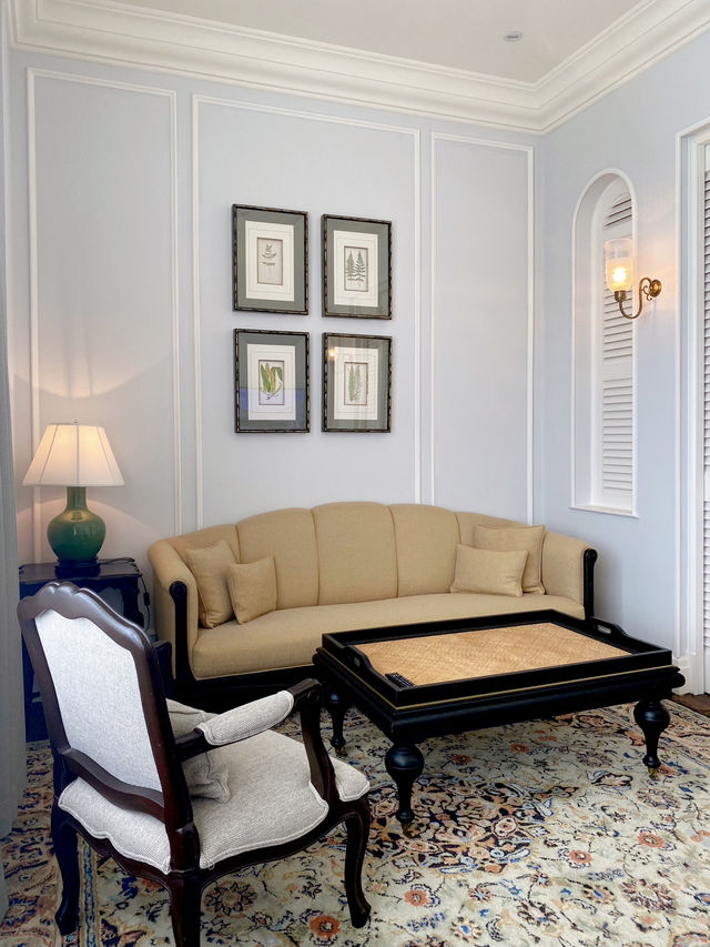 A hotel that made you time-traveled to the British era.