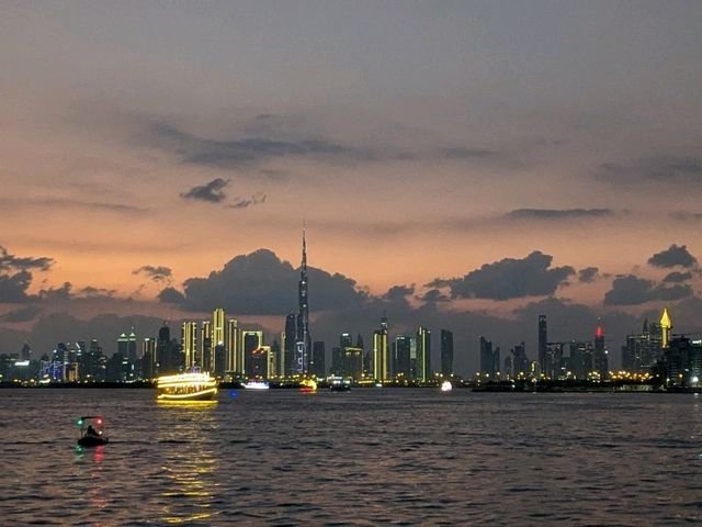 【ドバイ】夕日&夜景が美しいドバイクリークハーバー