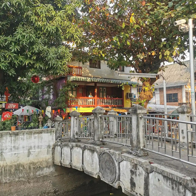 【バンコク】🇹🇭 プラスメン要塞