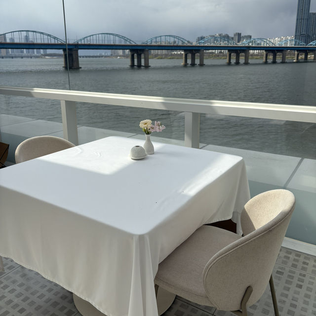 【韓国・ソウル🇰🇷】ハンガンに浮かぶフレンチレストラン🍽️