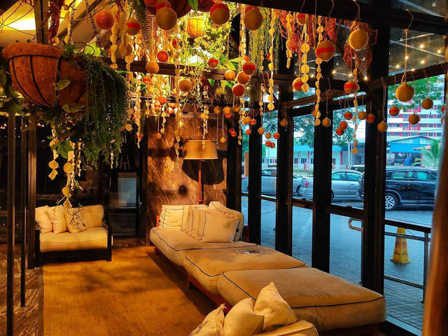“M Roof Hotel Ipoh — Modern Urban Comfort Meets Stylish Simplicity”