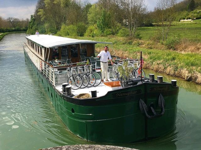 ⚓️ Dreamy Cruising Through French Canals! 🇫🇷⛴️