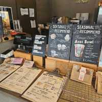 [渋谷]広々としたMIYASHITA PARKの屋上カフェ[VALLEY PARK STAND]