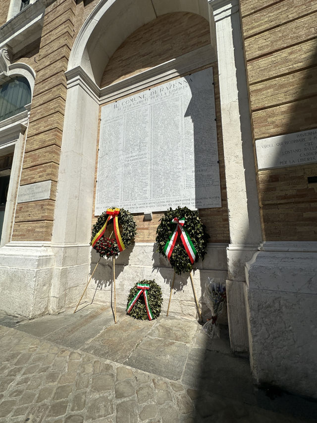 遊意大利拉文娜小鎮🇮🇹欣賞中世紀古建築🏛️