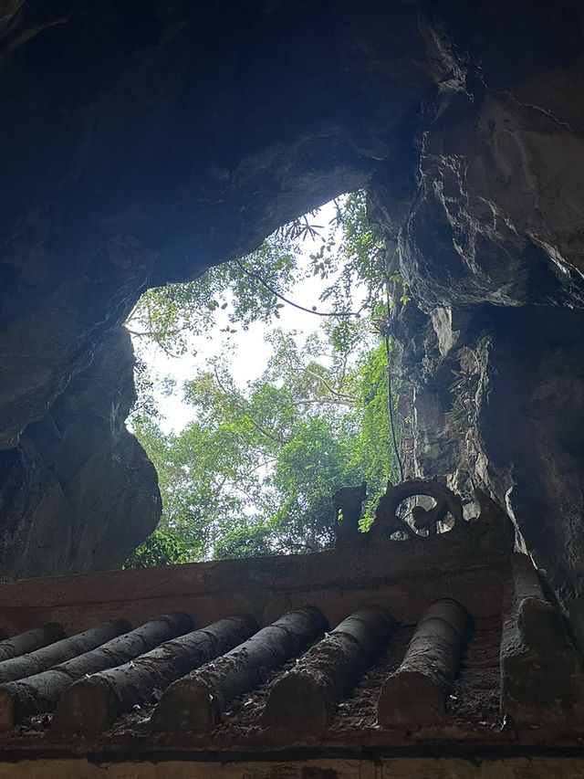 Golden Tranquility at Huyen Khong Cave – A Hidden Sunset Gem in Da Nang