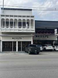 KEEPS Café x Roastery ลำปาง คาเฟ่สุดเท่!