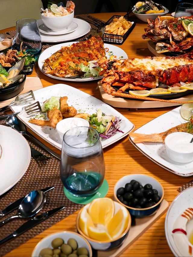 Golden Prawn 933 – Seafood Feast by the Sea!- Batam 