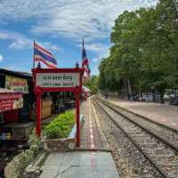 สะพานประวัติศาสตร์🚝สะพานข้าแม่น้ำแคว กาญจนบุรี