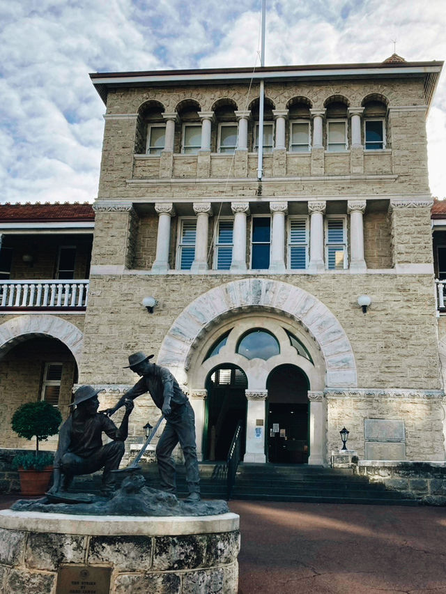 เที่ยวชมโรงกษาปณ์เพิร์ธ (The Perth Mint)