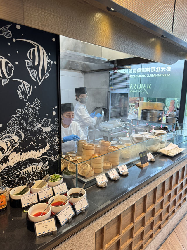 【香港】 海洋公園萬豪自助午餐，甜品愛好者必食！