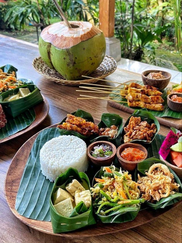 Enjoy Delicious food:The Legian Bali Hotel  🏖️✨
