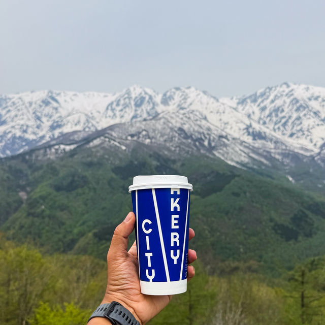 คาเฟ่บนยอดเขา Iwatake ณ #ฮาคุบะ