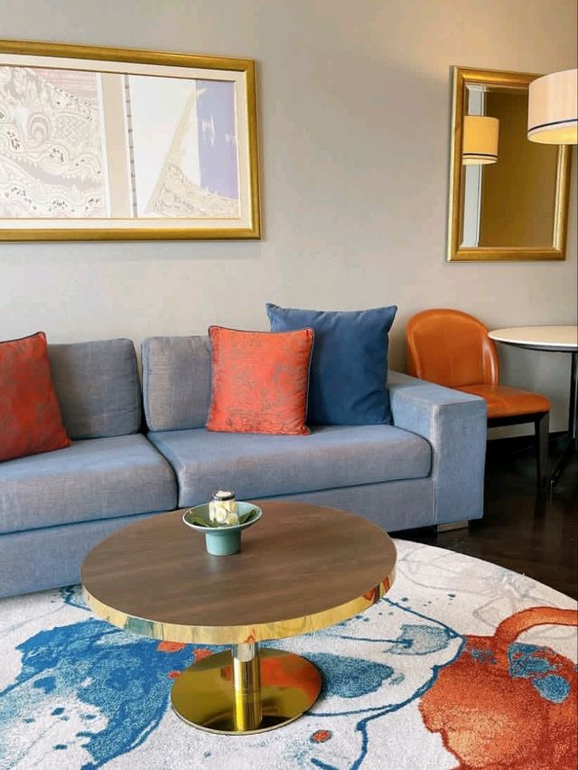 🏞️ Chatrium Riverside Bangkok – Where City Buzz Meets Riverside Bliss